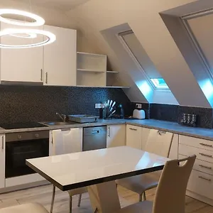  Apartman Hajnal Apartman